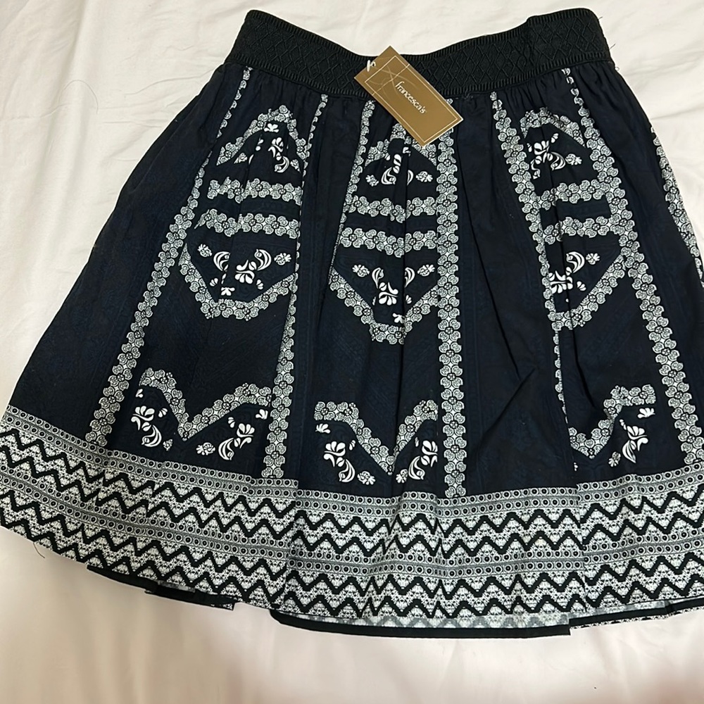 Black skirt